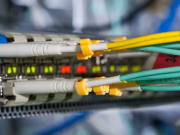 Nama nadai entara multimode fiber enggau sebalu